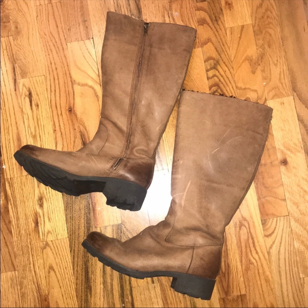 Leather UGG Boots